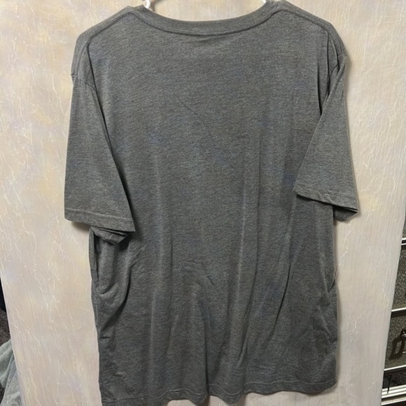 Women’s Graphic Shirt, Leopard. XL - Picture 3 of 4